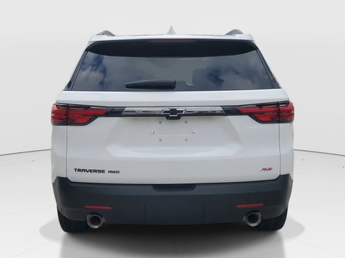Used 2023 Chevrolet Traverse RS image 7