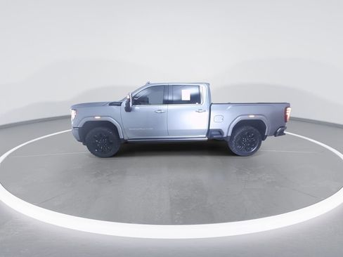 Used 2024 GMC Sierra 2500 Denali Ultimate AWD/4WD image 7