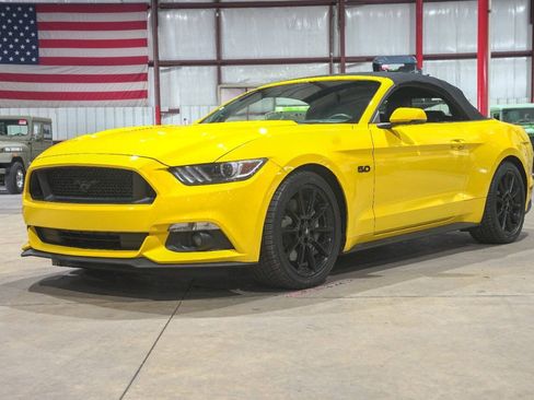 Used 2016 Ford Mustang GT Premium w/ Equipment Group 401A RWD image 22