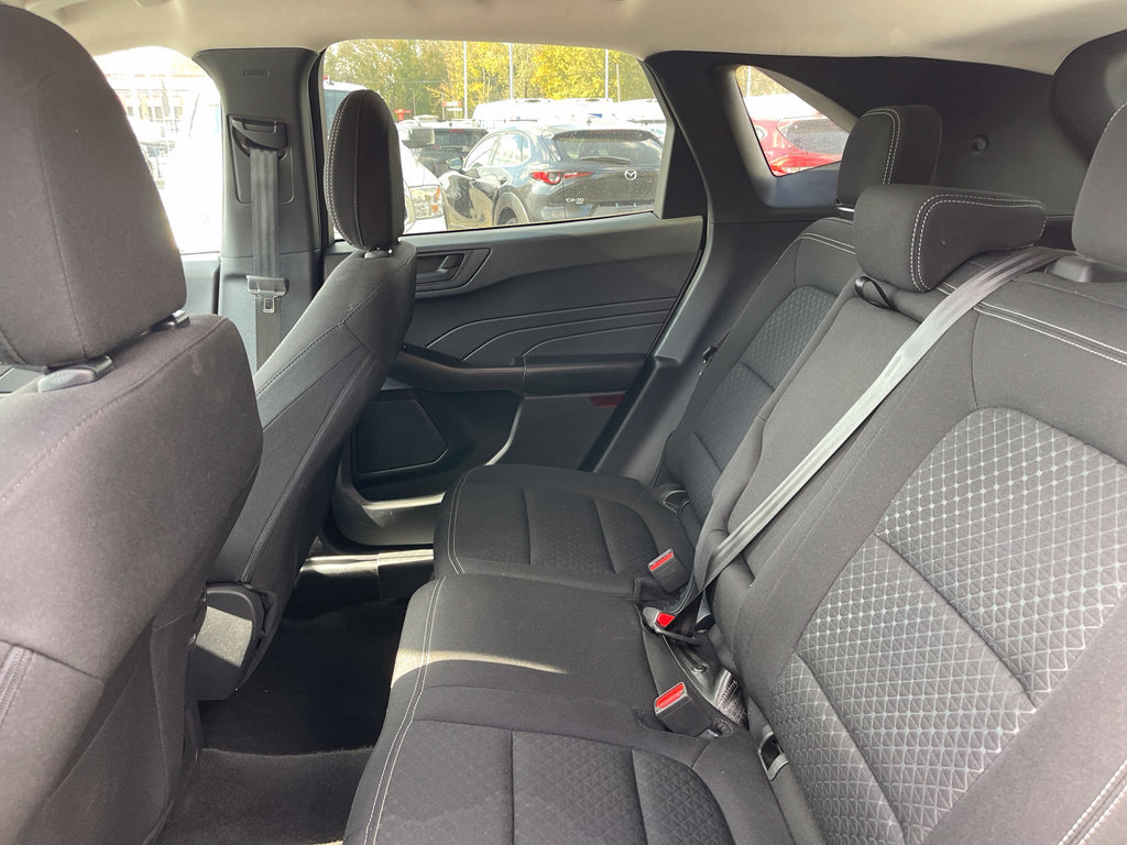 Used 2025 Ford Escape Active AWD/4WD image 13