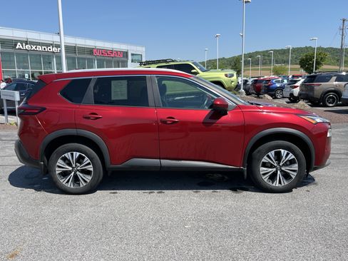 Used 2023 Nissan Rogue SV w/ SV Premium B Package AWD/4WD image 2