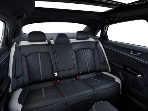 New 2026 Kia K5 GT-Line image 16