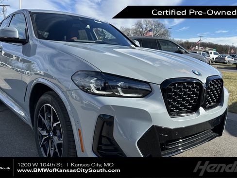 Used 2025 BMW X4 xDrive30i w/ Premium Package AWD/4WD image 1