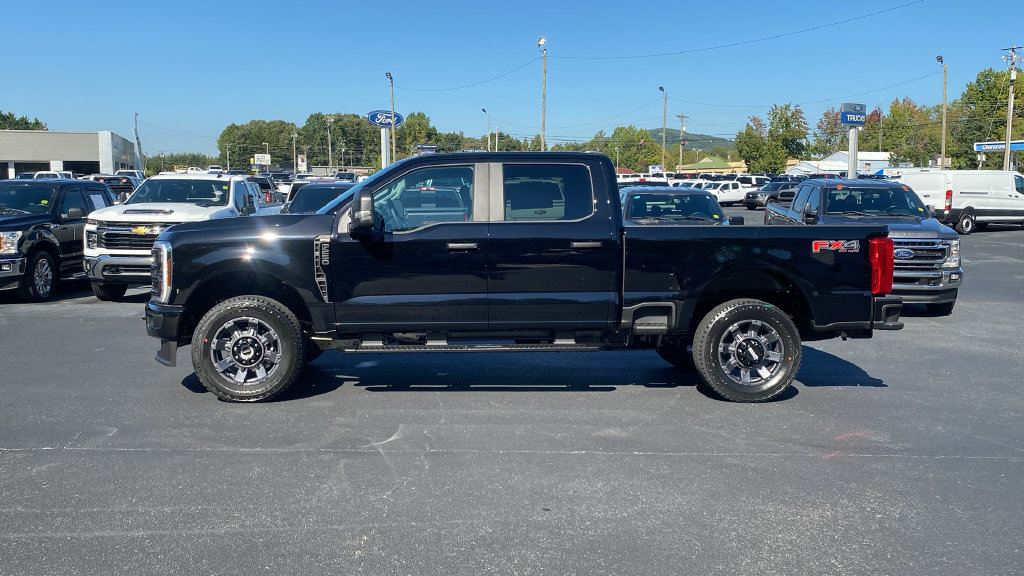 New 2027 Ford F250 XL w/ STX Appearance Package AWD/4WD image 8