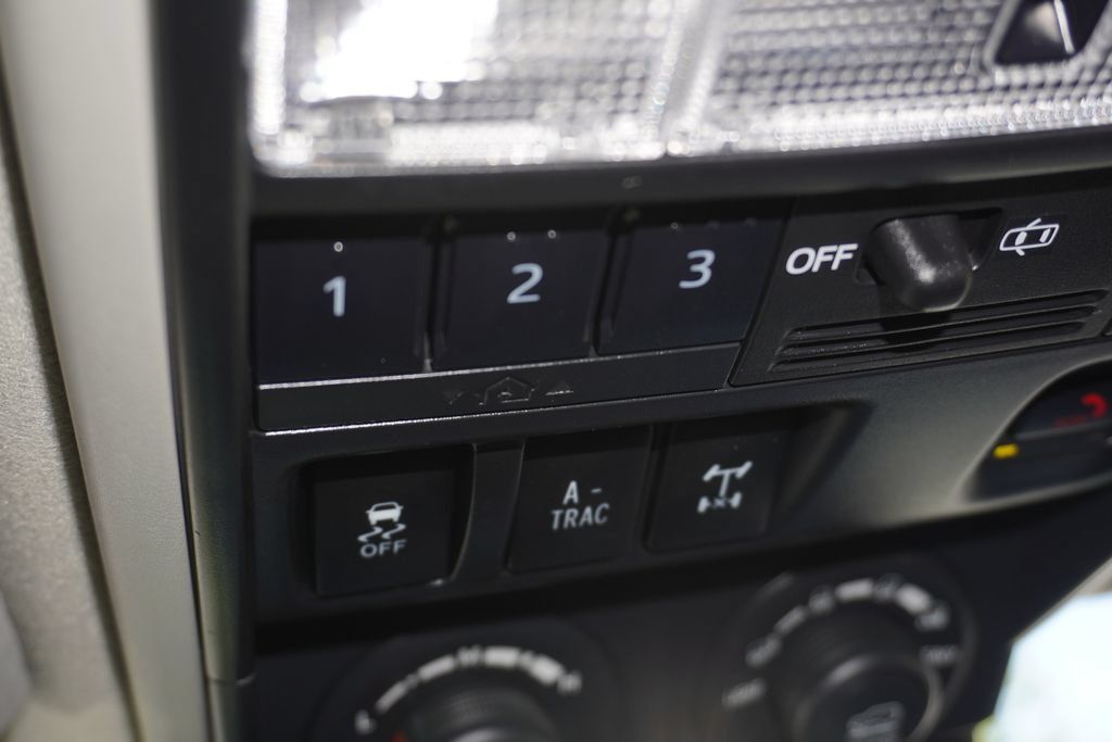 Used 2023 Toyota 4Runner TRD Off-Road Premium w/ Off Road Premium Plus Package AWD/4WD image 36