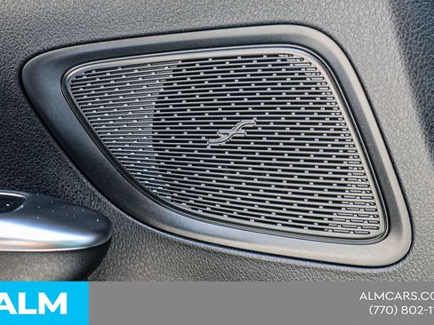 Used 2025 Mercedes-Benz C 300 Sedan image 37