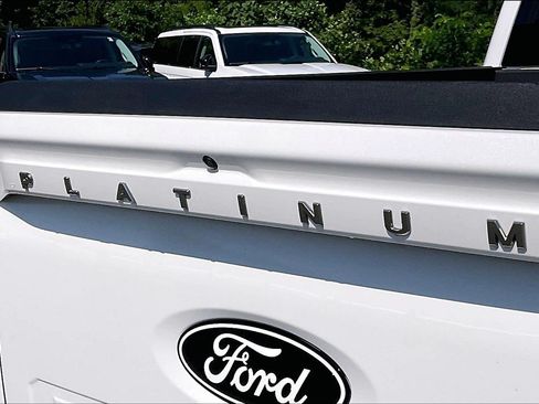 Certified 2025 Ford F150 Platinum w/ Equipment Group 702A High AWD/4WD image 8
