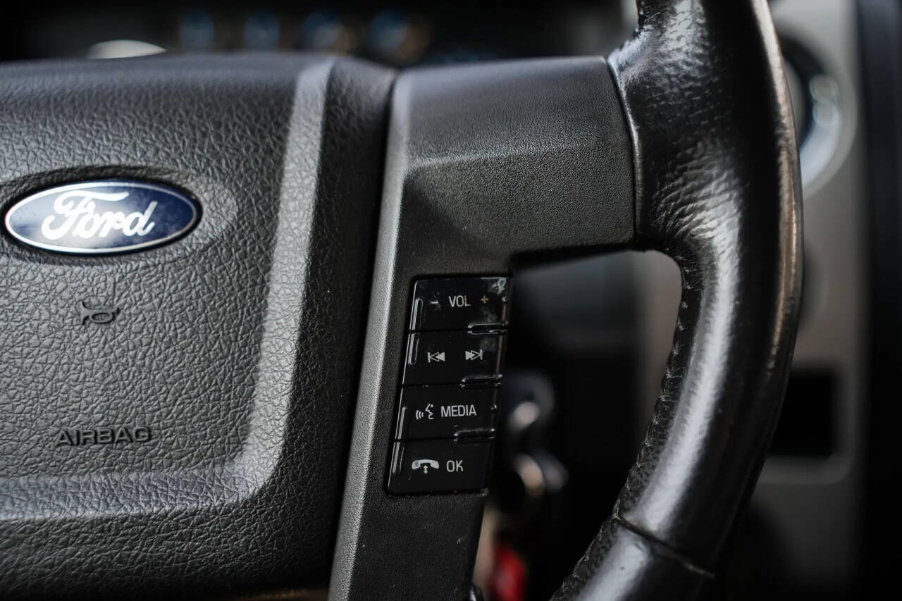 Used 2013 Ford F150 XLT w/ Mid Equipment Group RWD image 22