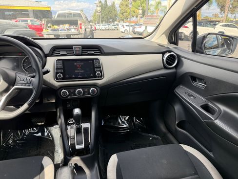 Used 2020 Nissan Versa SV image 23