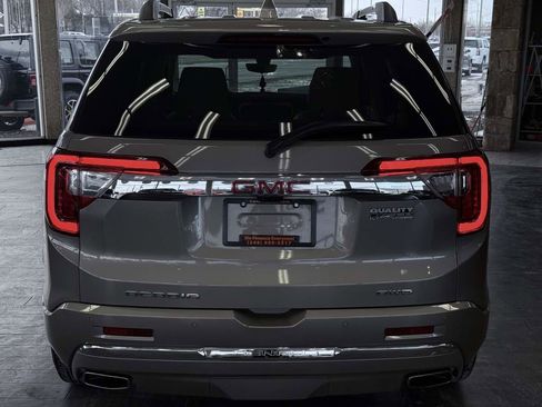 Used 2023 GMC Acadia Denali w/ Denali Ultimate Package image 12