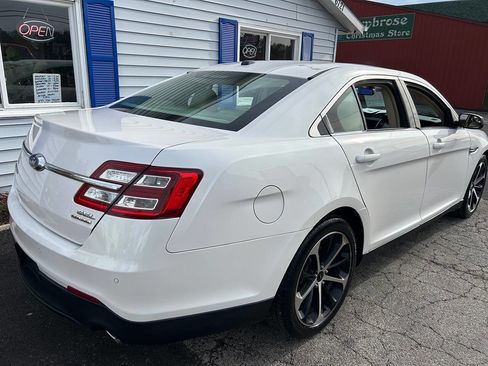 Used 2015 Ford Taurus SEL w/ Equipment Group 201A image 4