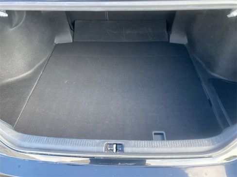 Used 2022 Toyota Camry SE image 29