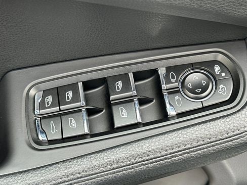 Used 2020 Porsche Macan image 15