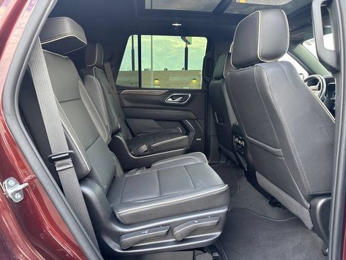 Used 2023 Chevrolet Tahoe Premier AWD/4WD image 13