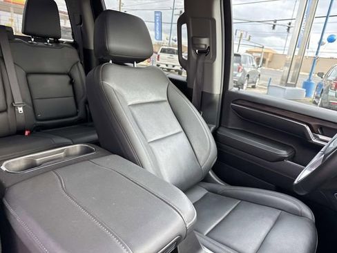 Used 2024 GMC Sierra 1500 SLT image 29