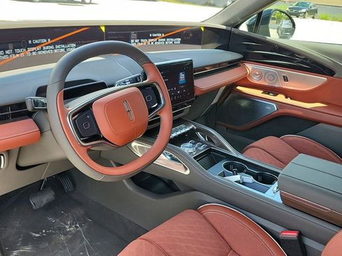 Used 2024 Lincoln Nautilus Black Label image 16