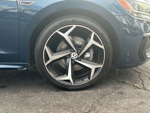 Used 2020 Volkswagen Passat 2.0T R-Line image 29