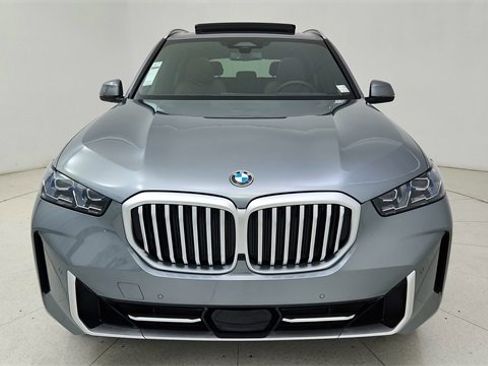 Used 2026 BMW X5 sDrive40i image 2