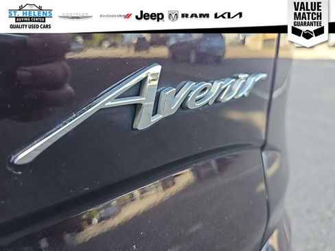 Used 2023 Buick Enclave Avenir w/ Avenir Technology Package AWD/4WD image 32
