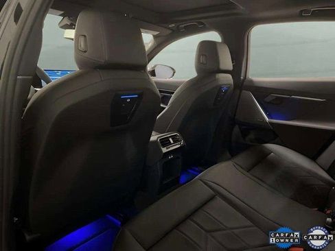 Used 2025 BMW 530i xDrive image 59