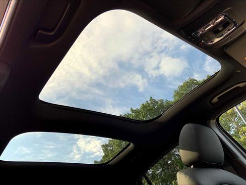 Certified 2026 Mercedes-Benz GLA 250 4MATIC image 11