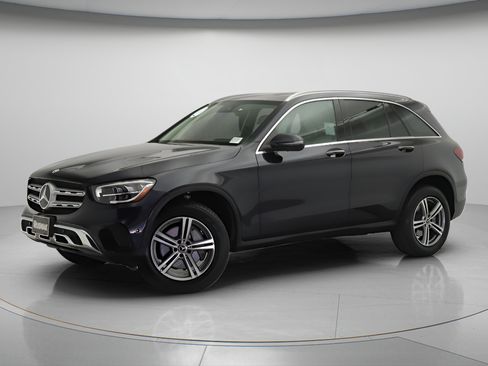 Certified 2022 Mercedes-Benz GLC 300 image 3