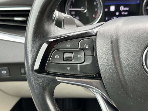 Used 2022 Buick Enclave Essence w/ Experience Buick Package image 9