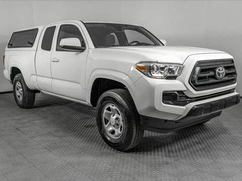 Used 2021 Toyota Tacoma SR RWD image 9