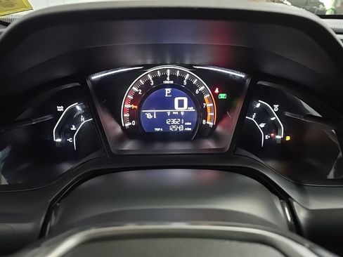 Used 2017 Honda Civic Sport image 23