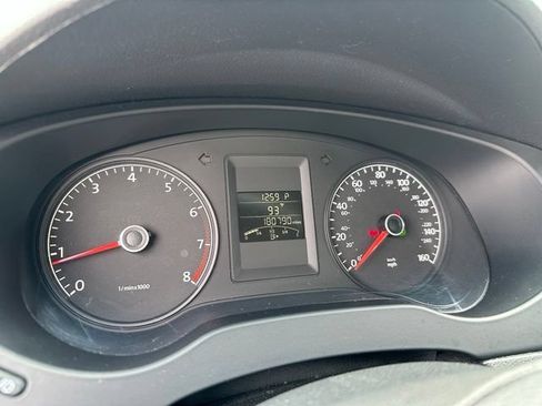 Used 2013 Volkswagen Jetta S FWD image 23