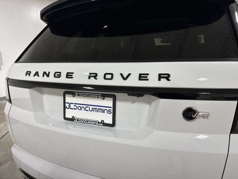 Used 2018 Land Rover Range Rover Sport SVR AWD/4WD image 27