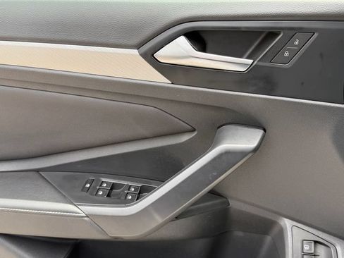 Certified 2024 Volkswagen Jetta S FWD image 26