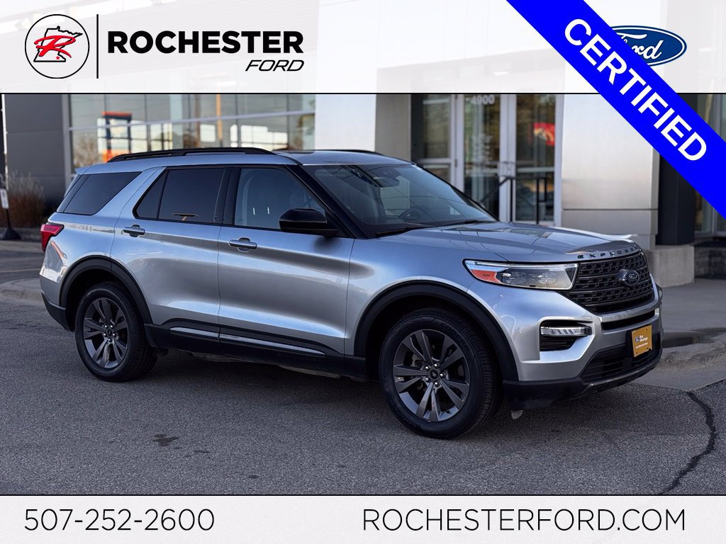 Certified 2024 Ford Explorer XLT w/ Equipment Group 202A AWD/4WD image 1