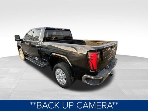 Used 2025 GMC Sierra 2500 SLT w/ SLT Premium Package image 7