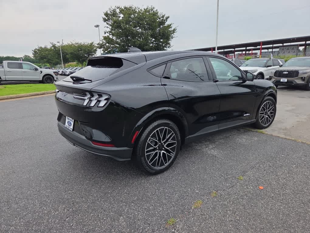 New 2026 Ford Mustang Mach-E Premium AWD/4WD image 4