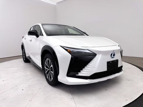 Used 2023 Lexus RZ 450e Premium w/ Technology Package AWD/4WD image 10