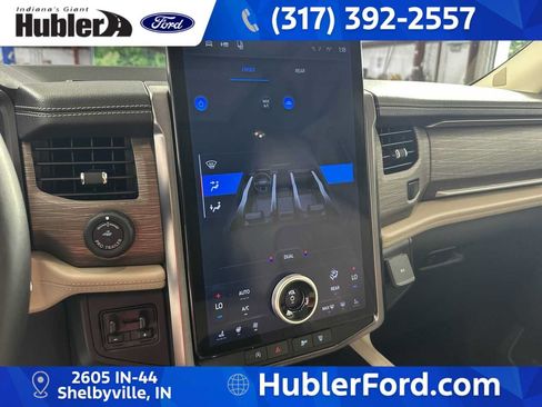 Used 2023 Ford Expedition Limited AWD/4WD image 19