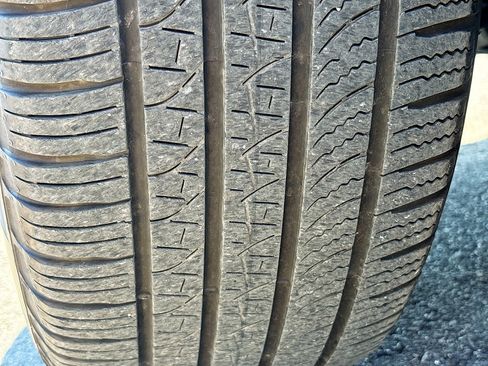 Used 2022 Land Rover Range Rover Velar R-Dynamic S image 41