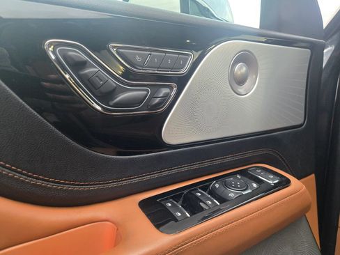 Used 2020 Lincoln Aviator Black Label w/ Dynamic Handling Package image 32