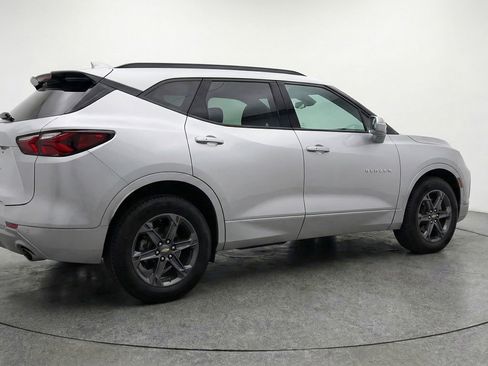 Used 2025 Chevrolet Blazer LT FWD image 9