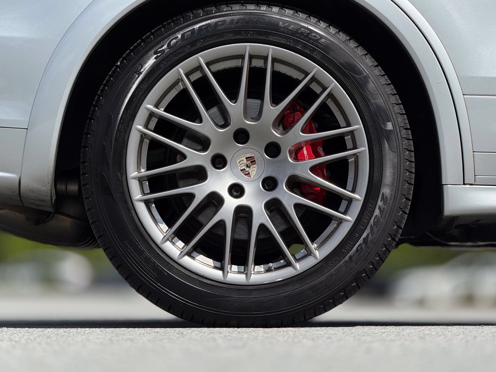 Used 2013 Porsche Cayenne GTS AWD/4WD image 19