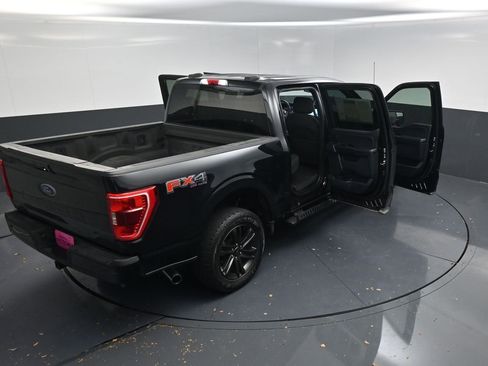 Used 2021 Ford F150 XLT w/ Equipment Group 302A High image 18