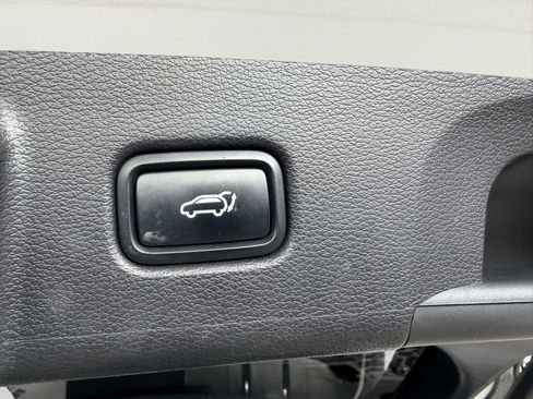 Used 2020 Kia Telluride SX w/ SX Prestige Package image 24