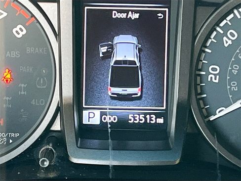 Used 2021 Toyota Tacoma TRD Sport image 12