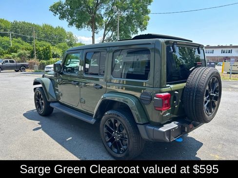 Used 2024 Jeep Wrangler Unlimited Sahara w/ Technology Group AWD/4WD image 7