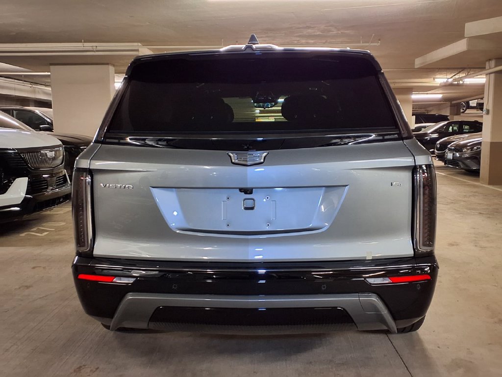 New 2027 Cadillac Vistiq Sport AWD/4WD image 9