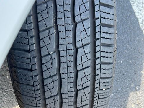 Certified 2025 Toyota Tacoma Limited image 10