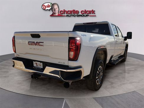Used 2025 GMC Sierra 3500 SLE w/ SLE Value Package image 5