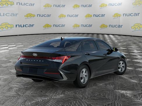 New 2026 Hyundai Elantra SE FWD image 4