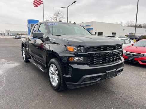 Used 2020 Chevrolet Silverado 1500 Custom w/ Custom Value Package image 7